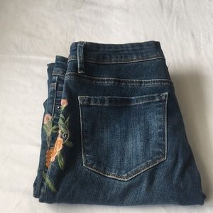 Pants with flowers